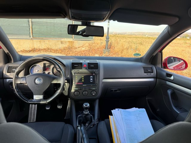 Volkswagen Golf V GTI