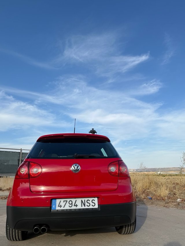 Volkswagen Golf V GTI