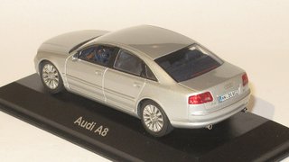 Audi A8 II Serie MK2 2002 - scala 1:43