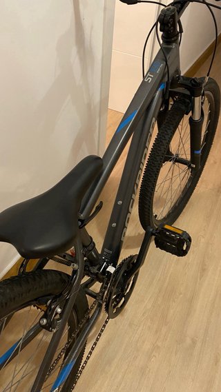 Bicicleta de Montaña Rockrider Gris
