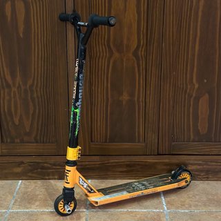 Patinete freestyle KRF Aggressive 300 (Naranja)