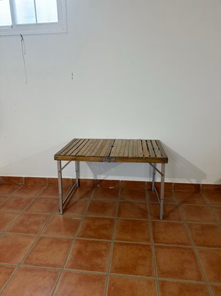 Mesa plegable camping madera y metal