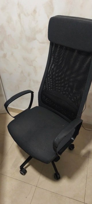 Silla Ikea Markus Negra Usada