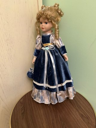 Muñeca de Porcelana Decorativa