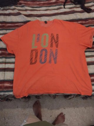 Camiseta Naranja Estampado London