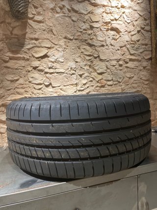 Neumático Goodyear Eagle F1 235/40R18