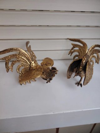 Pareja de gallos de pelea bronce/latón