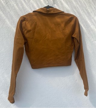 Top Marrón Manga Larga Fruncido botones Talla M