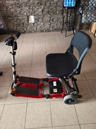 Silla con motor eléctrico