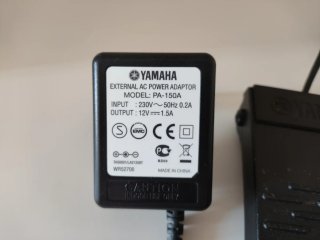 Piano Yamaha P-105