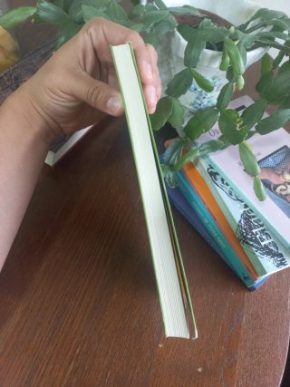 Libro El mundo perdido - Conan Doyle. Muy bueno.