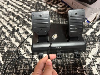 Volante Thrustmaster PS4, PS5 e PC
