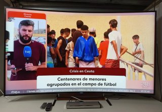 TV.SAMSUNG 78" SMART.TV CURVE REGALO UN STIKC.TV .