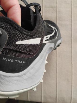 Deportivas Nike Trail Running Negro/Gris