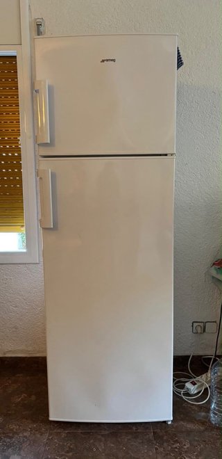 Nevera Smeg Blanca como nueva!!