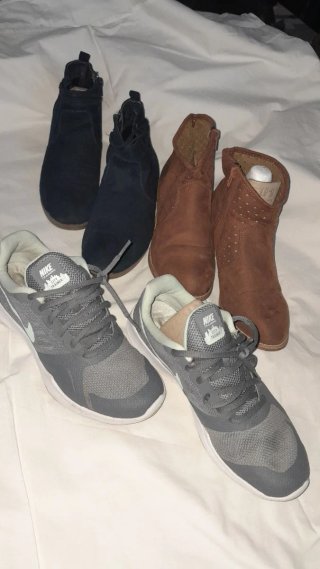 Botines y Zapatillas Nike Talla 37