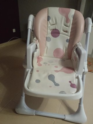 Trona infantil con estampado de lunares