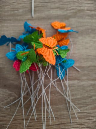 130 Mariposas Decorativas para Regalos