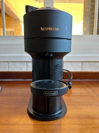 Cafetera Nespresso DeLonghi Negra
