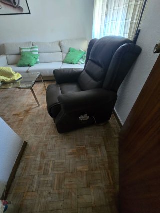Sillón reclinable eléctrico de piel