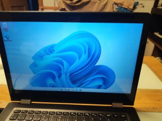 Portátil Lenovo yoga 510-14IKB i3 7gen táctil w11
