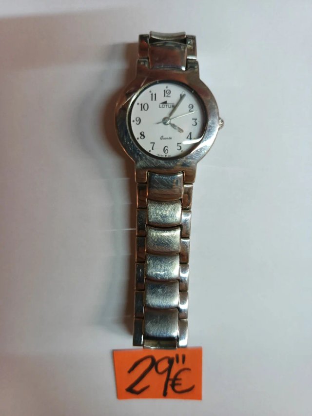 Reloj Lotus Plateado
