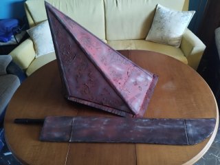 Regalo disfraz piramid head
