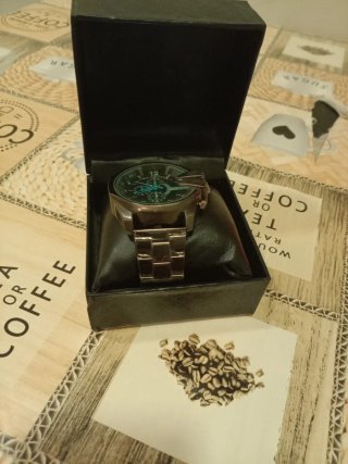 Reloj de hombre sin estrenar en caja