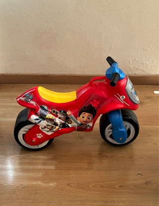 Moto Correpasillos Injusa Paw Patrol