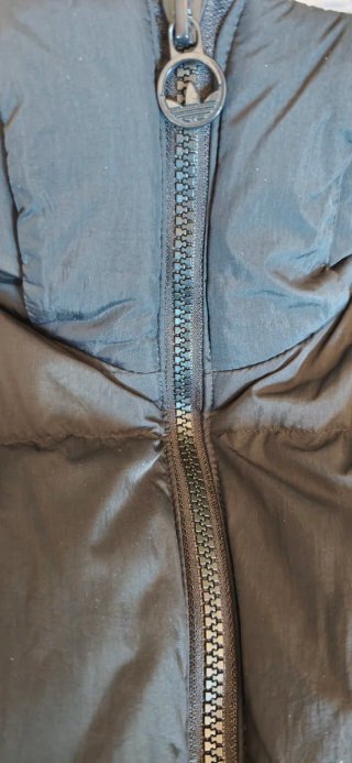 Chaqueta plumífera Adidas negra Talla L