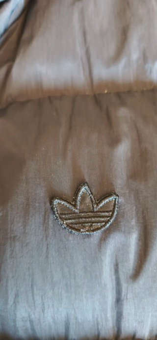 Chaqueta plumífera Adidas negra Talla L