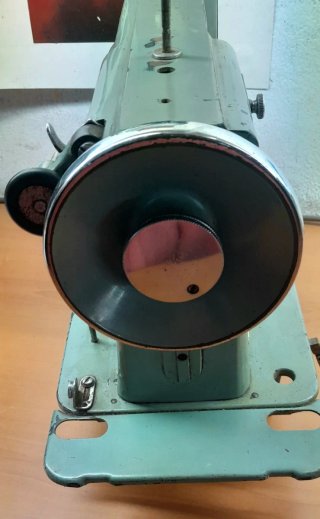 Máquina de coser Alfa vintage