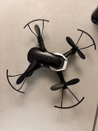 Drone Mino Negro y Blanco