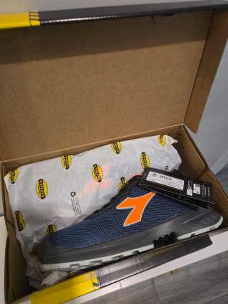 Zapatos de Seguridad Diadora