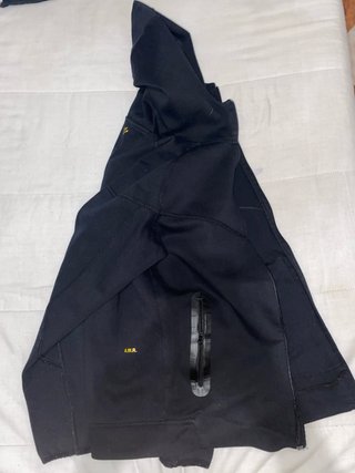 Chándal Negro y Amarillo