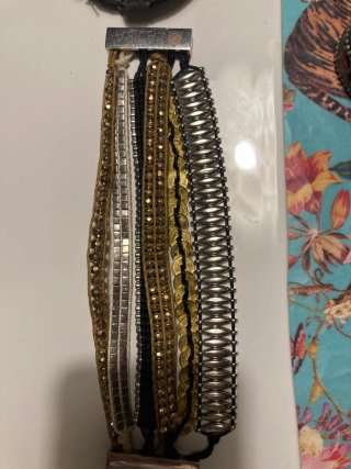 Lote 5 pulseras + 1 pendientes