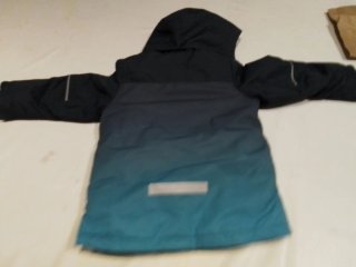 Chaqueta de lluvia H&M 5-6 años