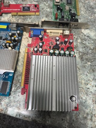 Targeta gráficas retro verto gg fx5200 128mb