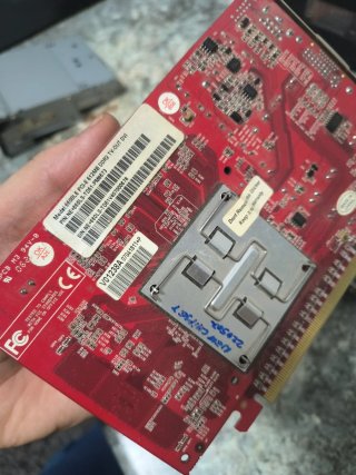 Targeta gráficas retro verto gg fx5200 128mb