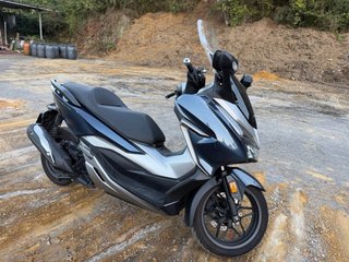 Honda Forza 300 ABS