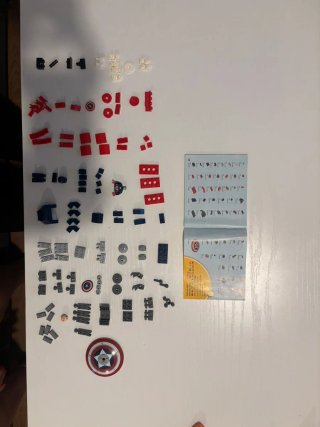 Pack 4 Exotrajes LEGO Marvel