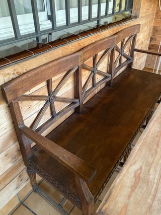 Banco de madera antiguo