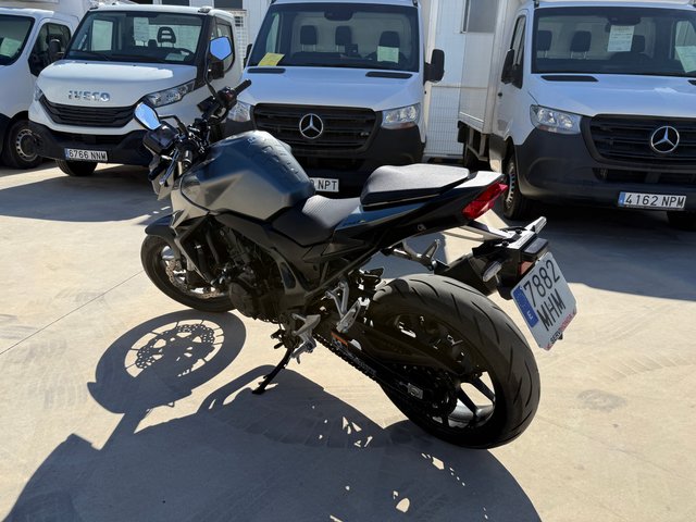 Honda CB750 Hornet A2 (2023)