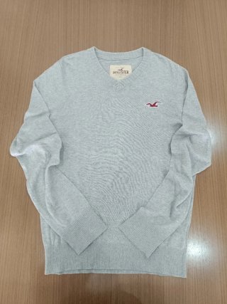 Jersey Hollister Gris talla L