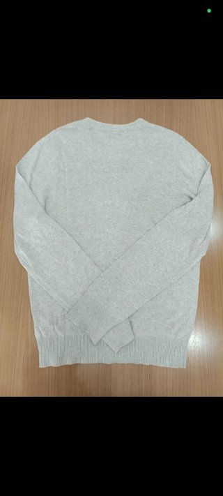 Jersey Hollister Gris talla L