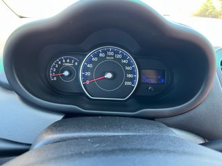 Hyundai i10 FIFA WM Edition – Económico y práctico