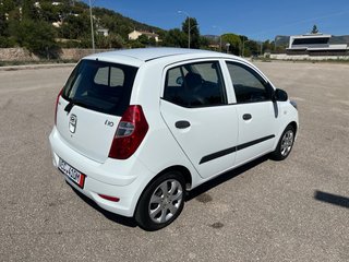 Hyundai i10 FIFA WM Edition – Económico y práctico