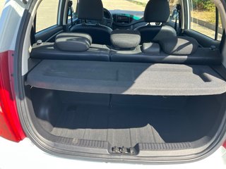 Hyundai i10 FIFA WM Edition – Económico y práctico