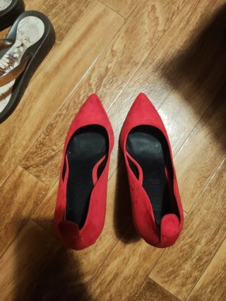 Zapatos de tacón rojos Bershka