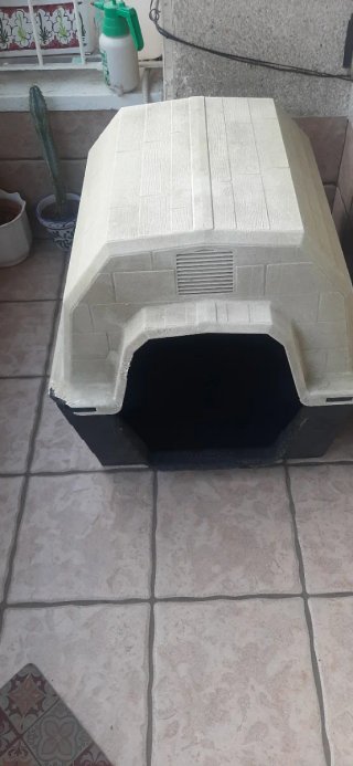 Caseta de Resina para Perro Mediano